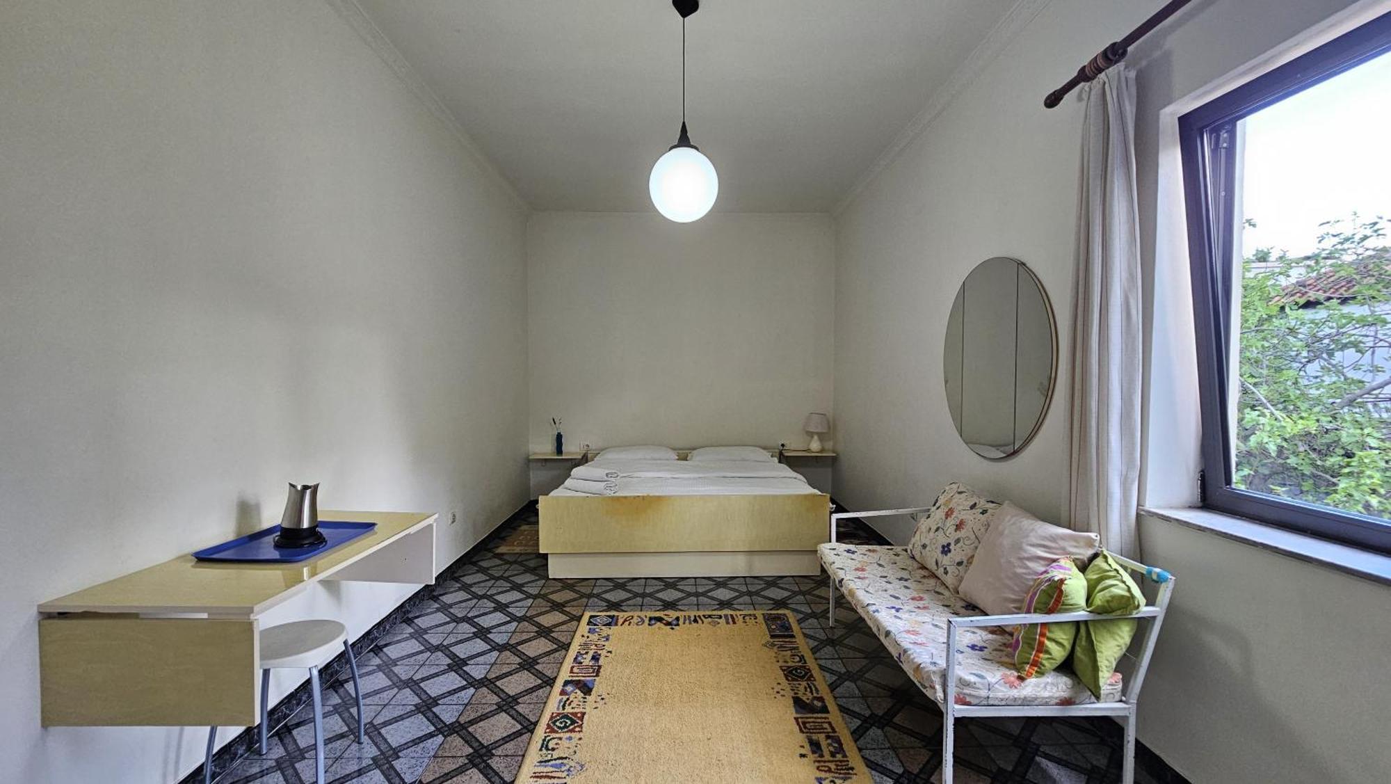 Angie'S Shared Villa Tam Tirana Buitenkant foto