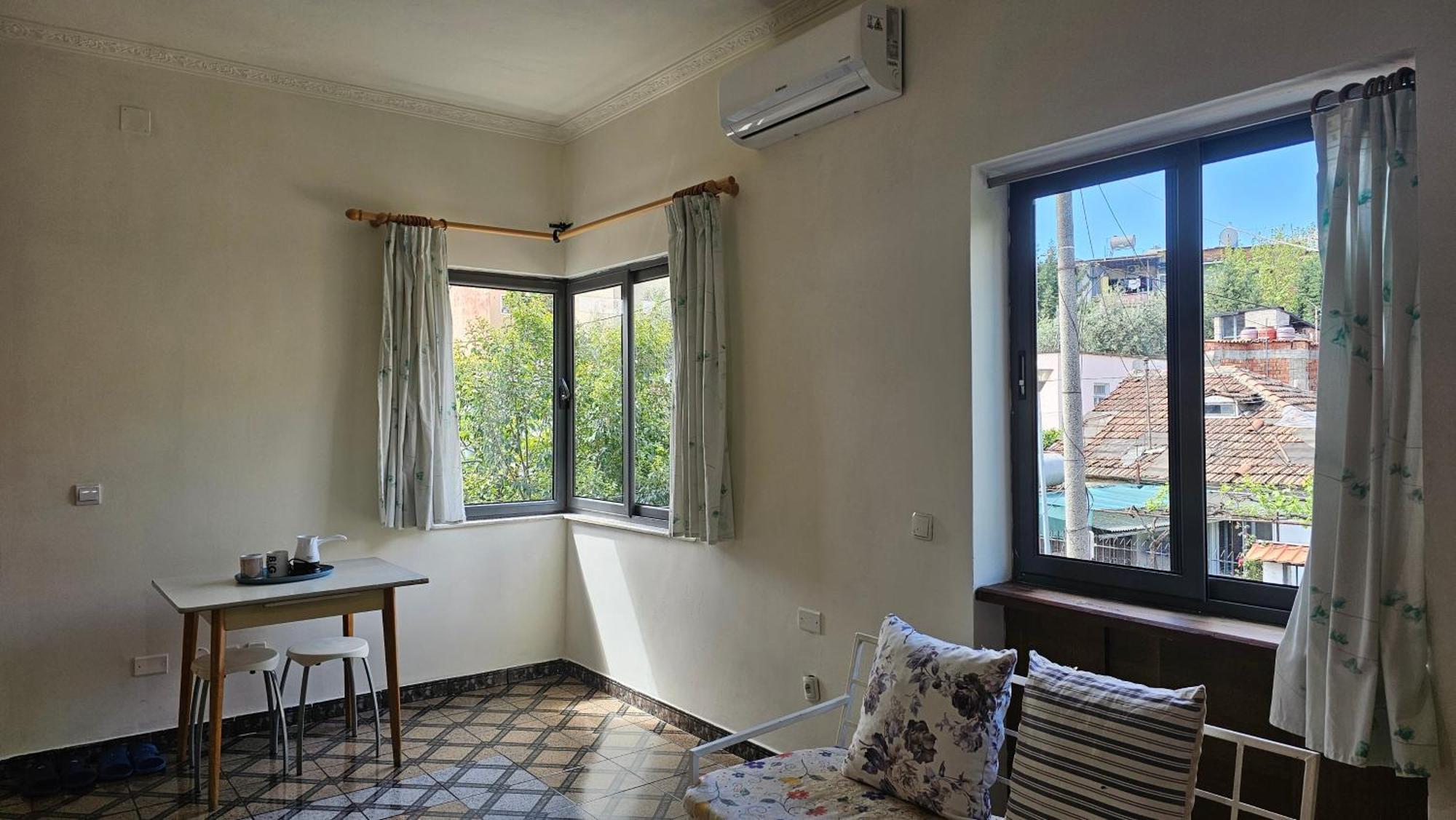 Angie'S Shared Villa Tam Tirana Buitenkant foto